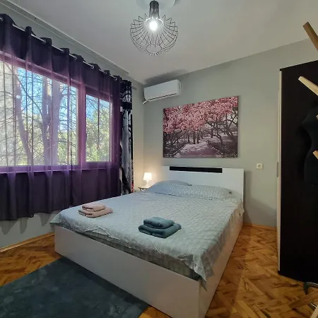 Appartamento Reni's Apartment-with Private Parking In Center Burgas